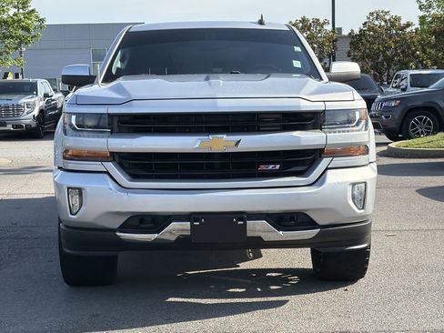 Used 2018 Chevrolet Silverado 1500 LT w/ All Star Edition AWD/4WD image 8