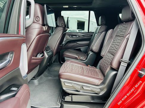 Used 2023 Cadillac Escalade V AWD/4WD image 34