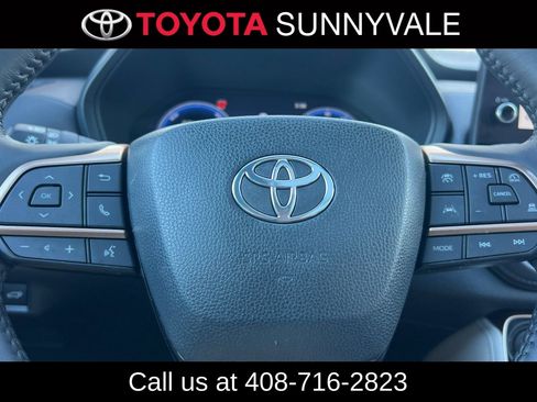 Used 2024 Toyota Grand Highlander AWD Hybrid image 28