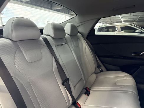 Used 2026 Hyundai Elantra Limited FWD image 26