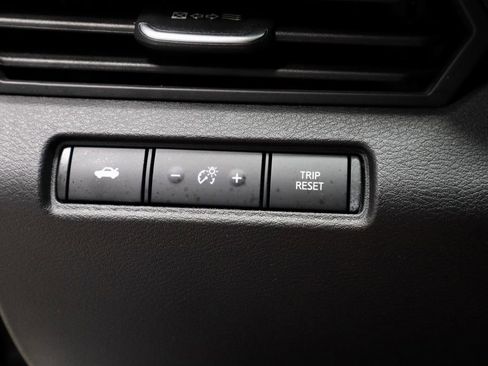 Certified 2025 Nissan Altima 2.5 SR AWD/4WD image 26