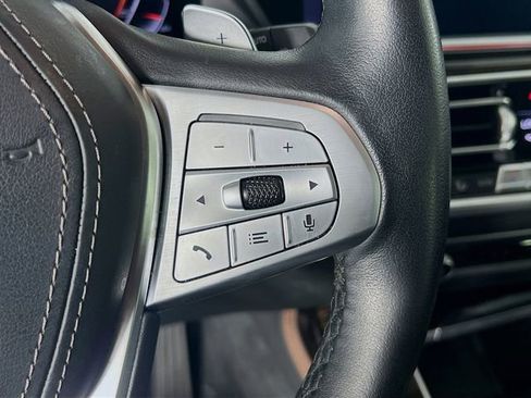 Used 2021 BMW X7 xDrive40i w/ Premium Package image 18