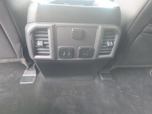 Used 2017 Ford F150 XLT w/ Equipment Group 302A Luxury AWD/4WD image 30