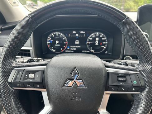 Used 2022 Mitsubishi Outlander SE FWD image 30