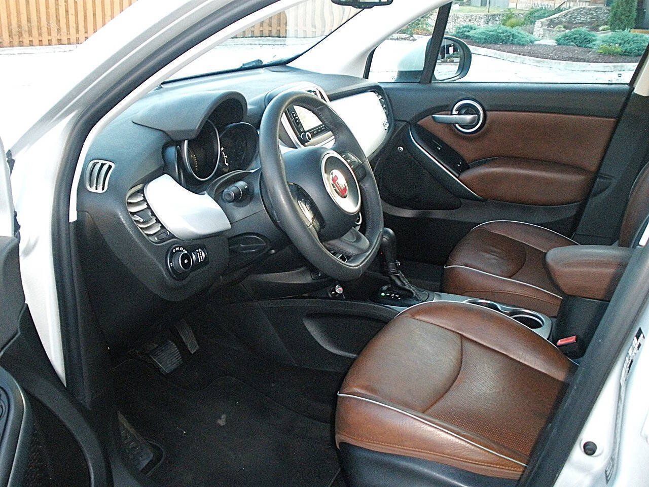 Used 2016 FIAT 500X Lounge AWD/4WD image 3