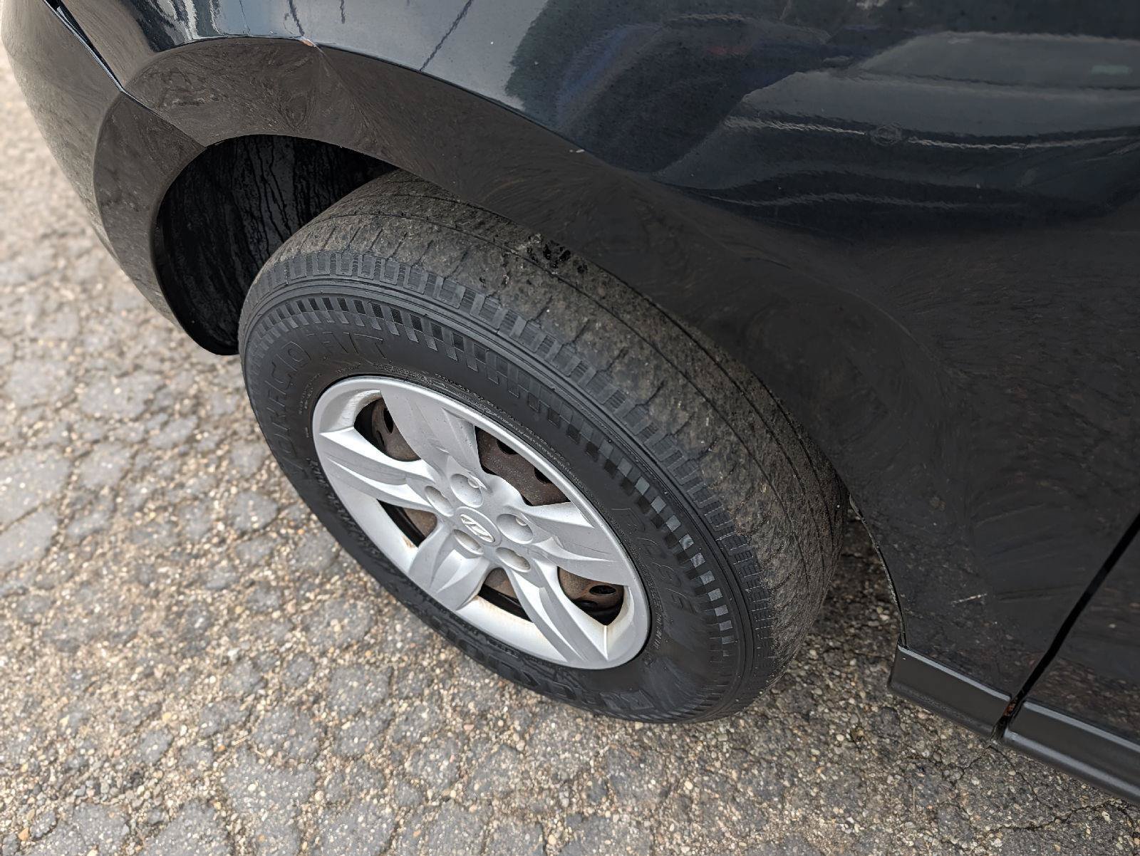 Used 2009 Hyundai Santa Fe GLS FWD image 24