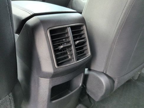 Used 2025 Kia Sportage LX FWD image 16