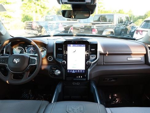 Used 2025 RAM 1500 Laramie image 29