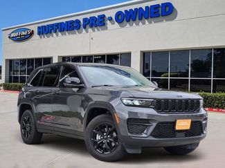 Certified 2024 Jeep Grand Cherokee Altitude AWD/4WD video 1