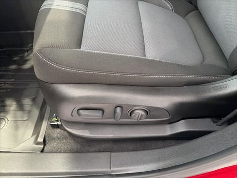 New 2025 Chevrolet Blazer LT w/ Convenience Package image 10