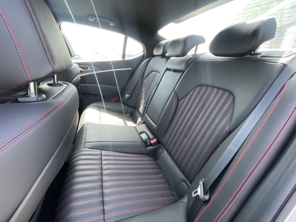 Used 2025 Genesis G70 2.5T w/ Sport Prestige Package RWD image 35