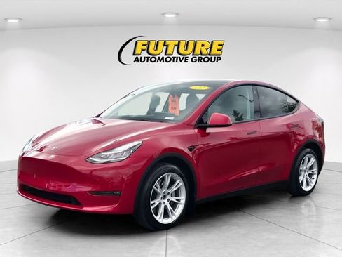Used 2022 Tesla Model Y Long Range AWD/4WD image 8