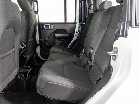 Used 2023 Jeep Gladiator Sport w/ Trailer Tow Package image 36