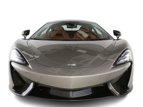 Used 2016 McLaren 570S Coupe image 2