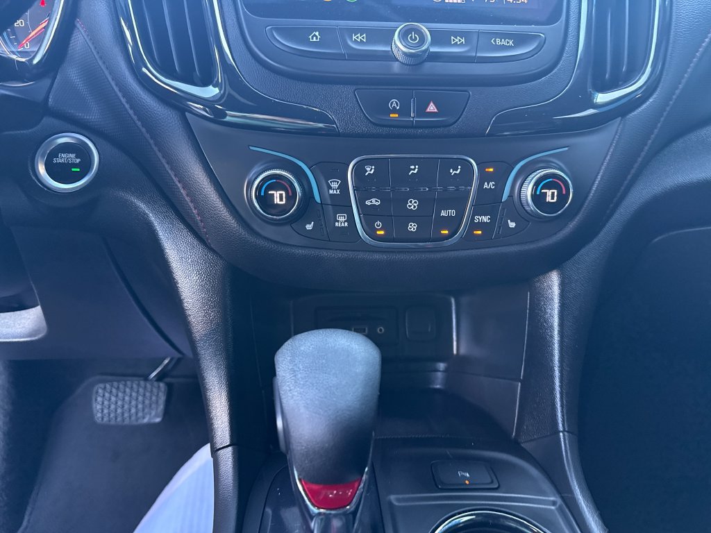 Used 2023 Chevrolet Equinox RS w/ RS Leather Package AWD/4WD image 23