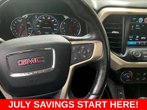 Used 2019 GMC Acadia Denali w/ Technology Package AWD/4WD image 16