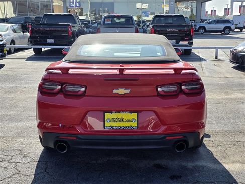 Used 2020 Chevrolet Camaro LT image 5