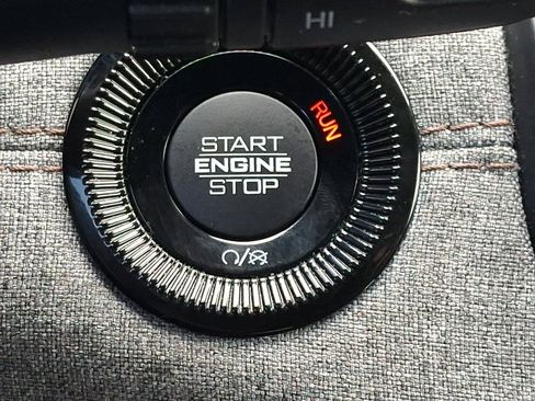 Used 2022 Jeep Compass Latitude image 24