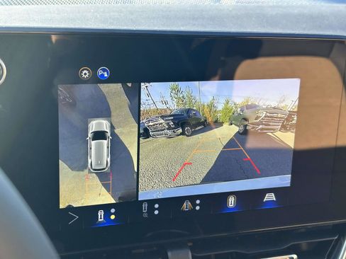 New 2026 Chevrolet Equinox ACTIV w/ Safety and Technology Package image 26