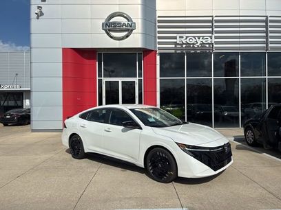 New 2026 Nissan Sentra SR w/ Floor Mat Package