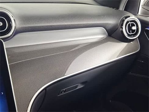 Used 2025 Mercedes-Benz GLC 300 4MATIC image 61