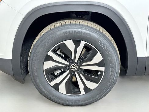 New 2026 Volkswagen Atlas SE image 19