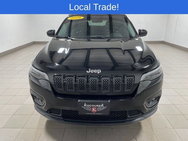 Used 2019 Jeep Cherokee Latitude Plus AWD/4WD image 2