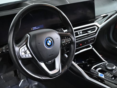 Used 2024 BMW i4 xDrive40i w/ Premium Package image 13