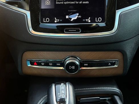Used 2017 Volvo XC90 T6 Inscription w/ Vision Package AWD/4WD image 19