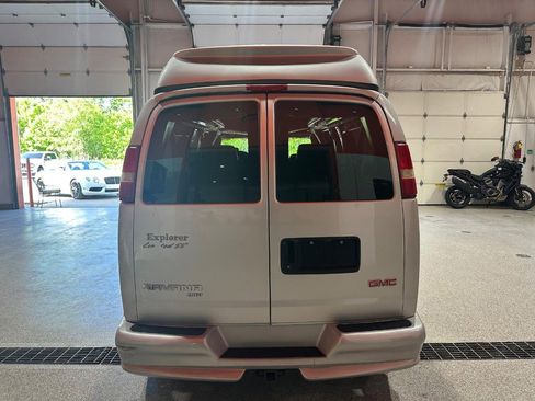 Used 2003 GMC Savana 1500 AWD w/ Preferred Equipment Group 4 image 4