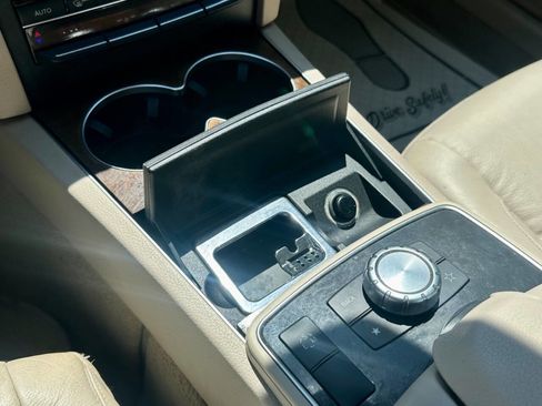 Used 2014 Mercedes-Benz E 350 Coupe image 25