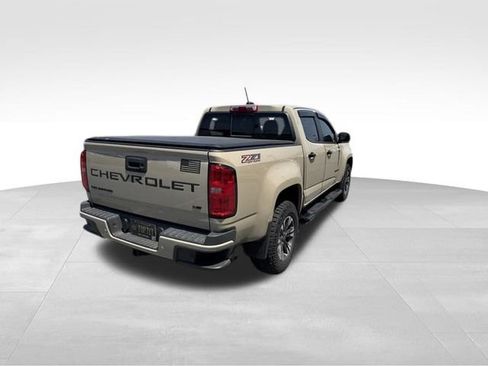 Used 2022 Chevrolet Colorado Z71 AWD/4WD image 9