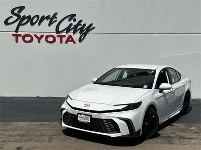 New 2025 Toyota Camry SE