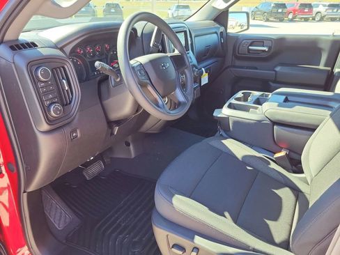 New 2026 Chevrolet Silverado 1500 Custom Trail Boss w/ LPO, Dark Essentials Package AWD/4WD image 13