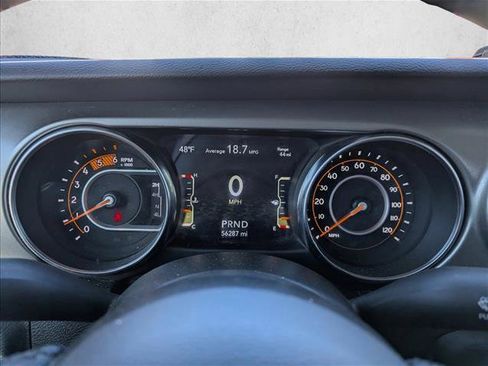 Used 2021 Jeep Gladiator Sport image 16