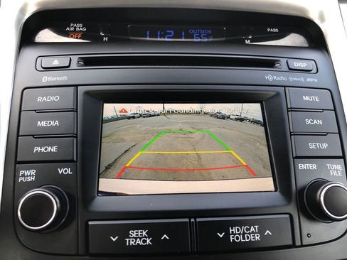 Used 2014 Hyundai Sonata Hybrid image 13