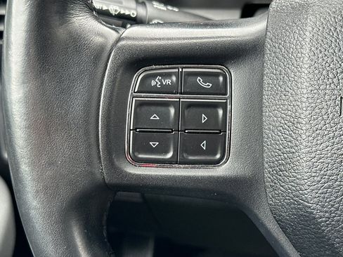 Used 2018 RAM 1500 Classic SLT w/ Luxury Group AWD/4WD image 25