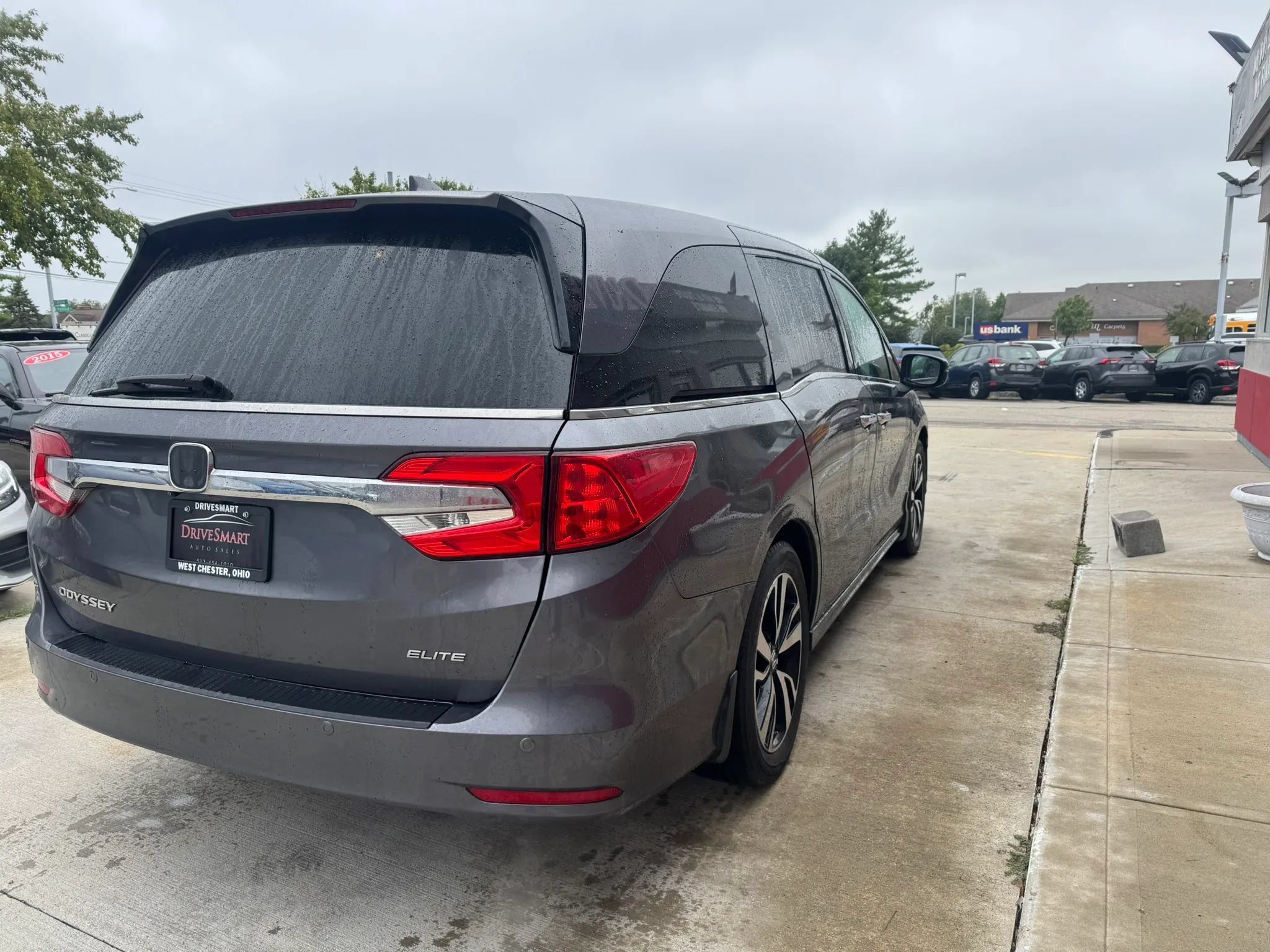 Used 2018 Honda Odyssey Elite image 4