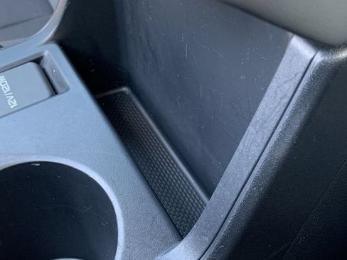 Used 2025 Subaru Impreza 2.0i AWD/4WD image 32