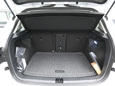 New 2026 Volkswagen Taos SEL AWD/4WD image 12