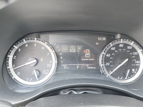 Used 2021 Toyota Highlander XLE FWD image 33