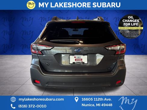 Certified 2025 Subaru Outback Onyx Edition AWD/4WD image 9