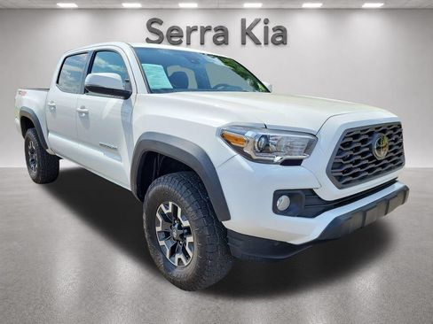 Used 2022 Toyota Tacoma TRD Off-Road w/ Technology Package AWD/4WD image 8