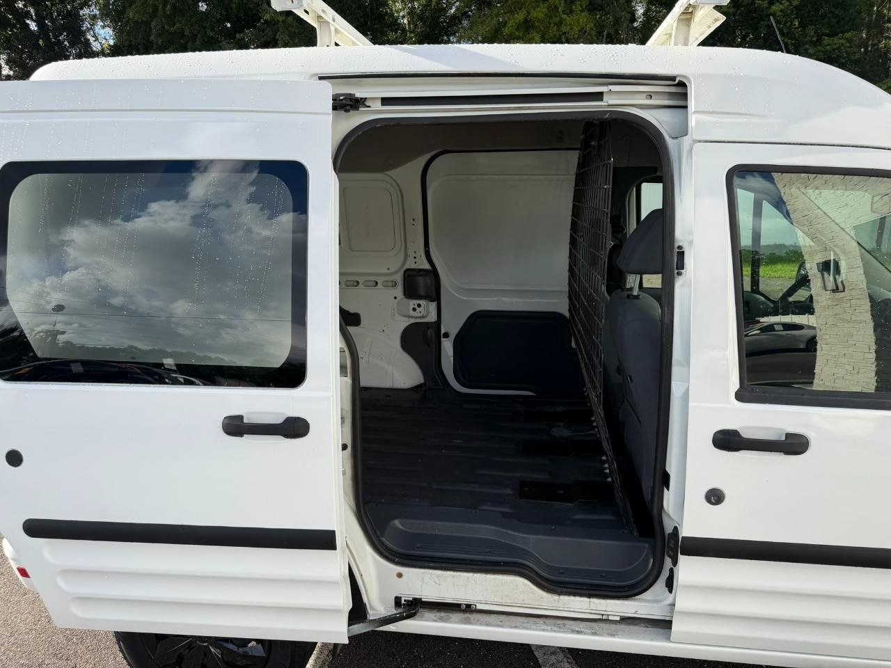 Used 2013 Ford Transit Connect XLT FWD image 32