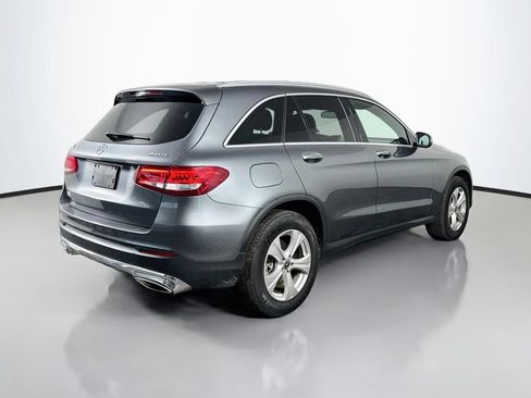 Used 2017 Mercedes-Benz GLC 300 4MATIC image 6