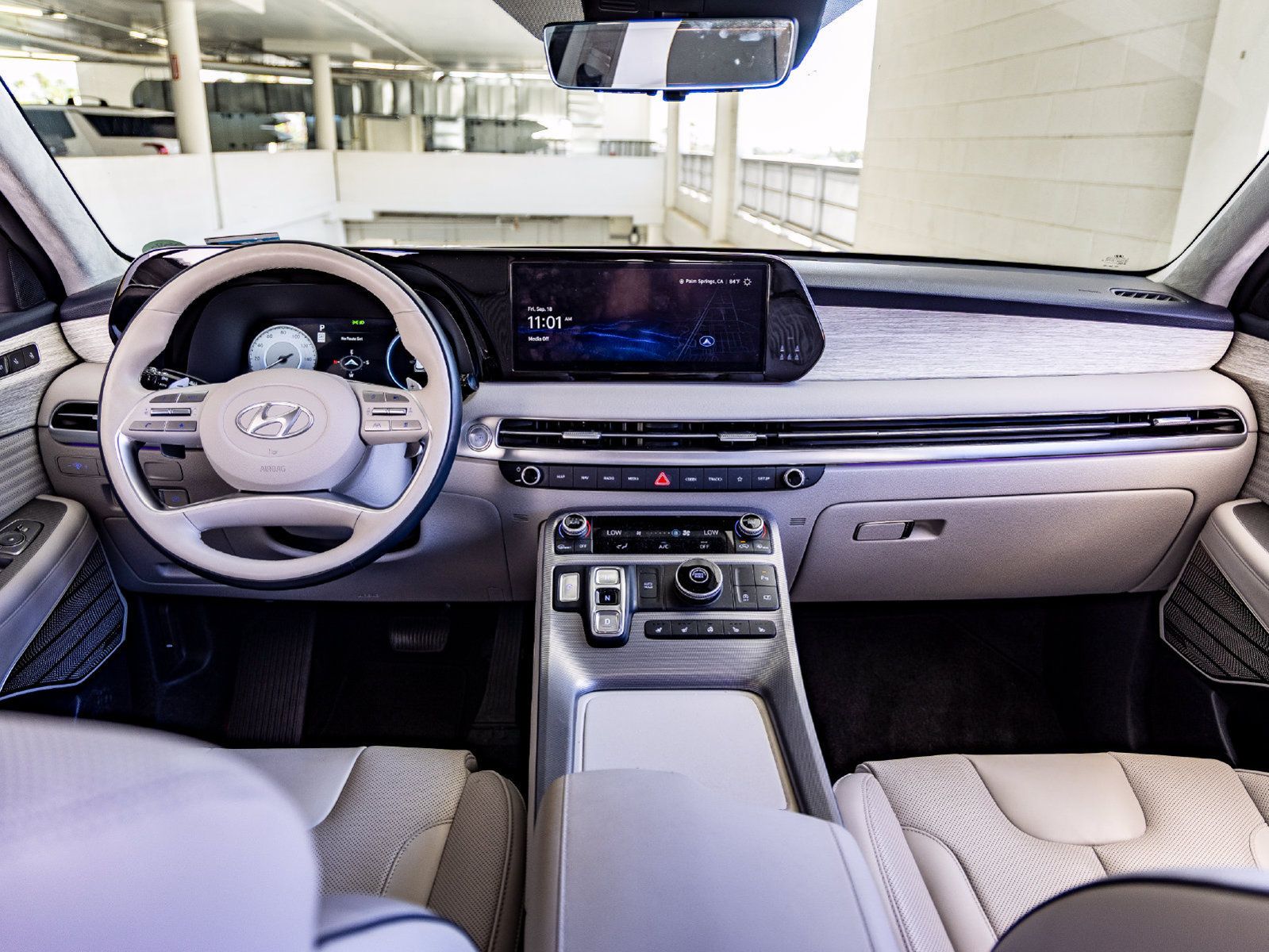 Used 2024 Hyundai Palisade Calligraphy FWD image 18