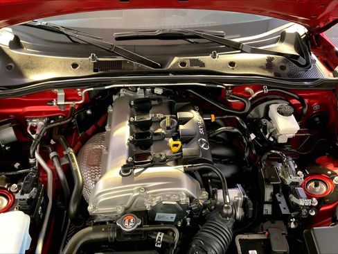 Used 2023 MAZDA MX-5 Miata Grand Touring RWD image 29