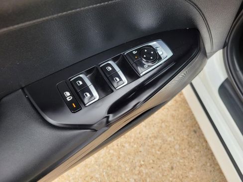 Used 2025 Kia K5 LXS FWD image 18