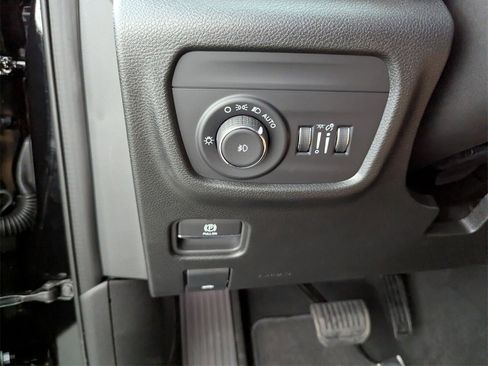 New 2025 Jeep Grand Cherokee Limited image 25