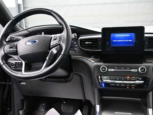 Used 2020 Ford Explorer Limited AWD/4WD image 13